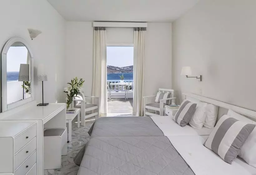 Отель Manoula S Beach Mykonos Resort
