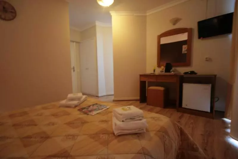 ホテル Parthenis Riviera