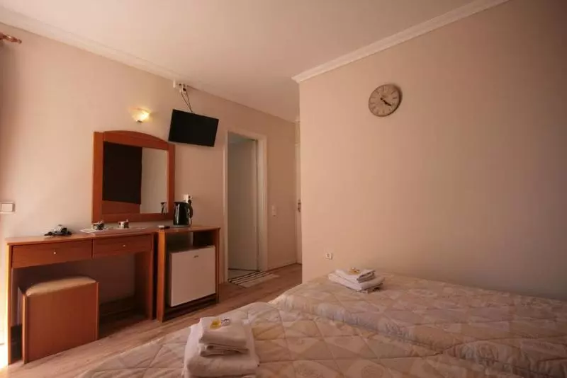 ホテル Parthenis Riviera