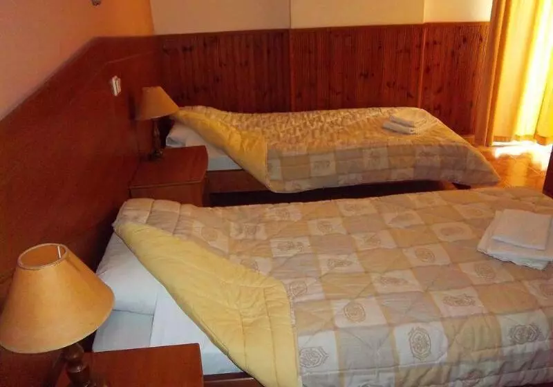 ホテル Parthenis Riviera