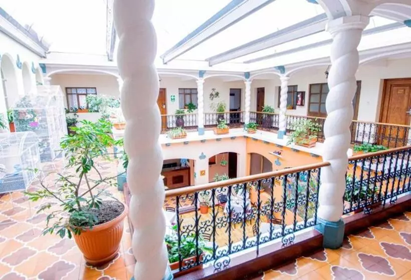 هتل Pension Bonifaz