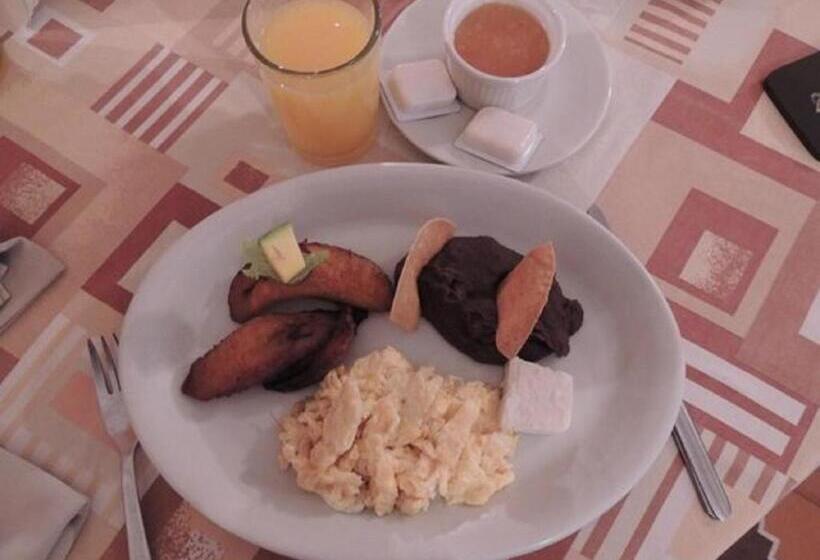 هتل Pension Bonifaz