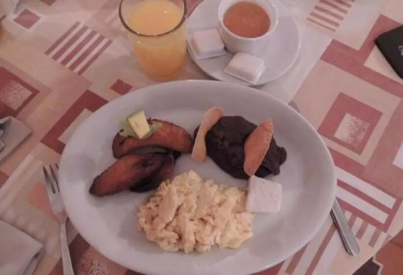 هتل Pension Bonifaz