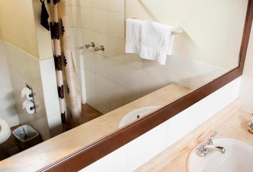 هتل Pension Bonifaz