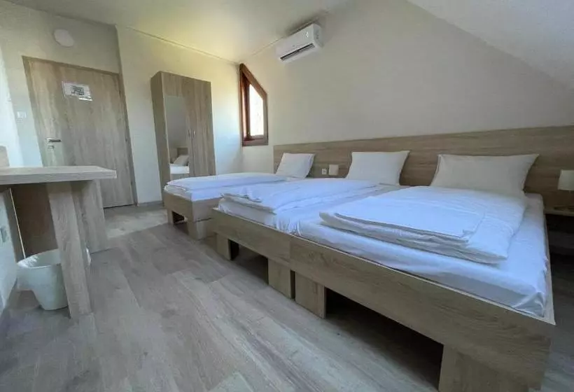 Hotel Szőlőfürt Fogadó