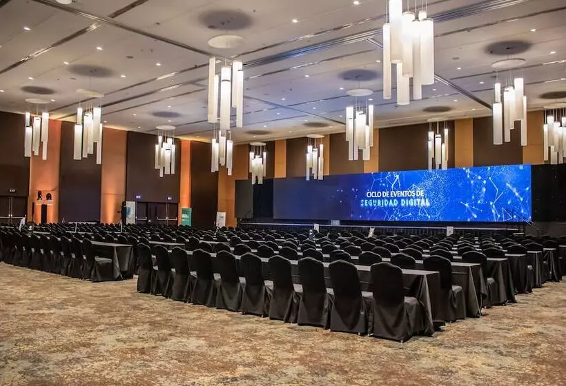 בית מלון כפרי The Westin Camino Real, Guatemala