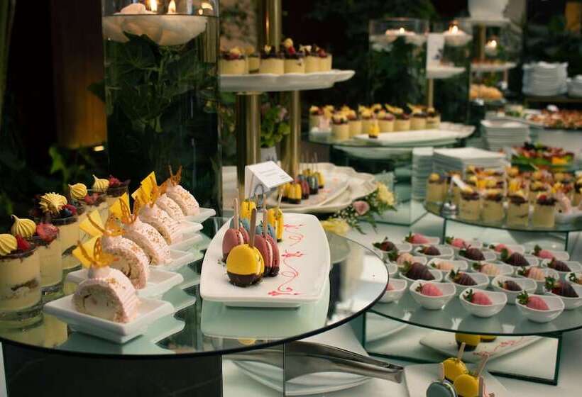 هتل The Westin Camino Real, Guatemala