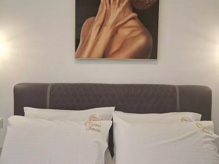 Hotelli Valtos Ionion