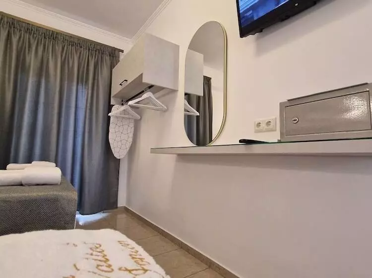 Hotelli Valtos Ionion