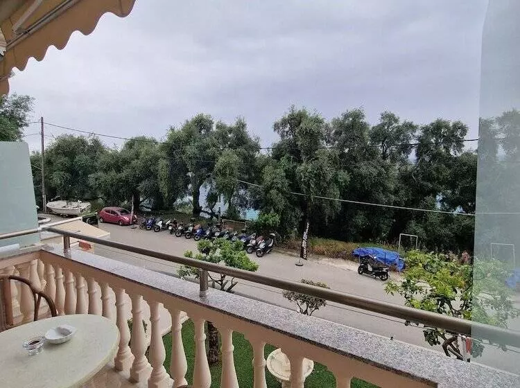 Hotelli Valtos Ionion