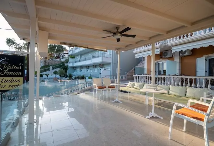 Hotelli Valtos Ionion
