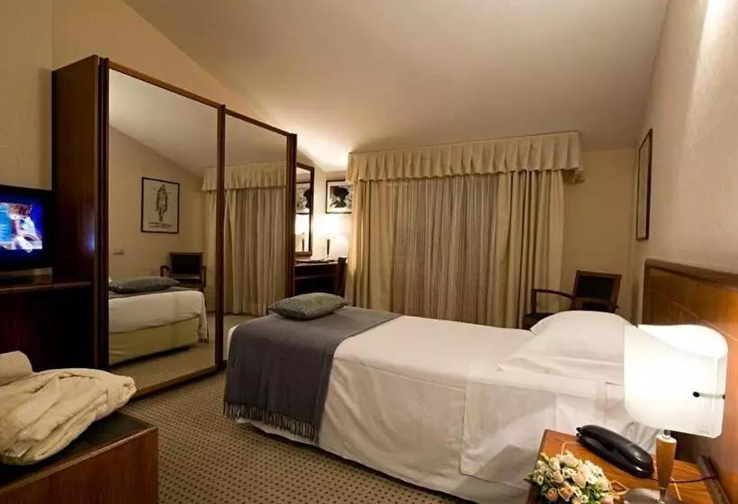 Arli Hotel Business And Wellness