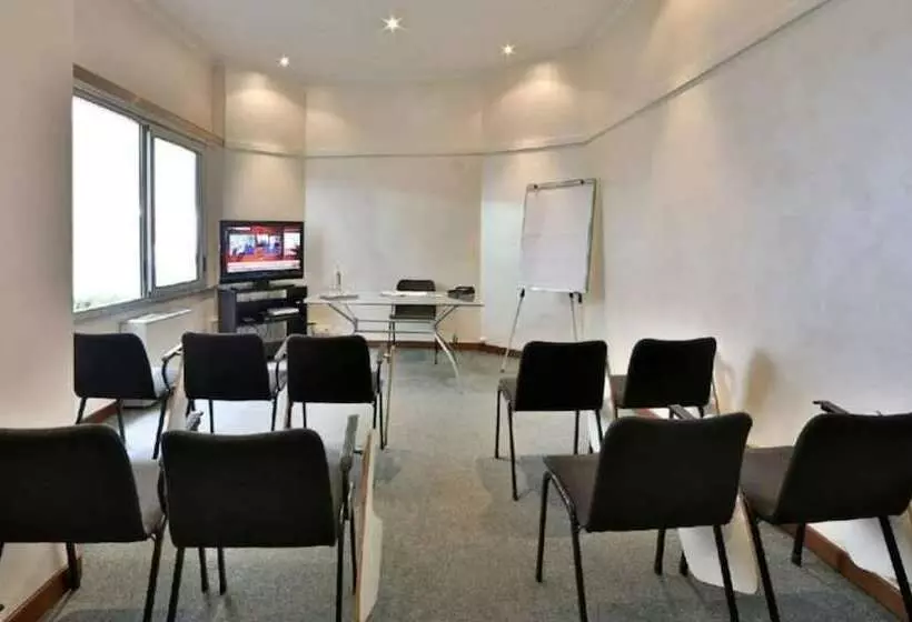 B&b Hotel Como City Center