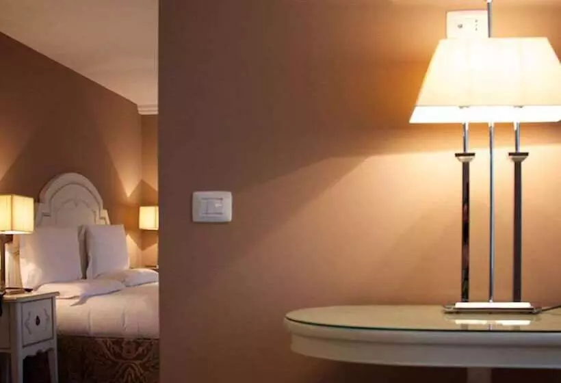 Отель Canon D Oro