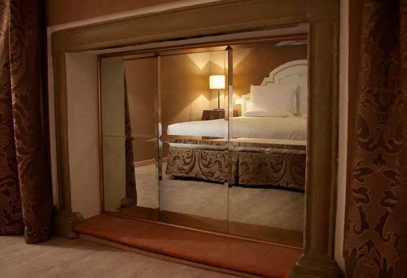 Отель Canon D Oro