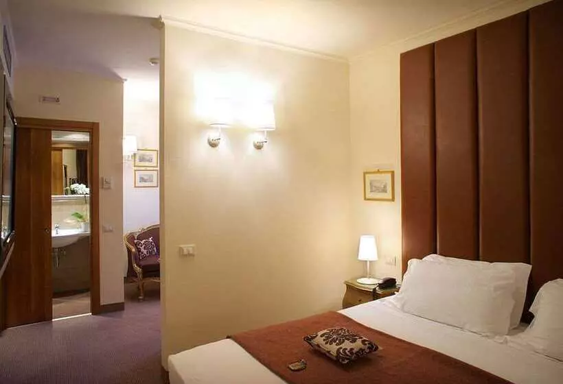 Отель Canon D Oro