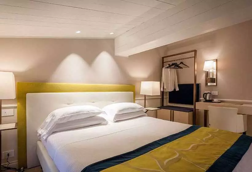 Отель Canon D Oro