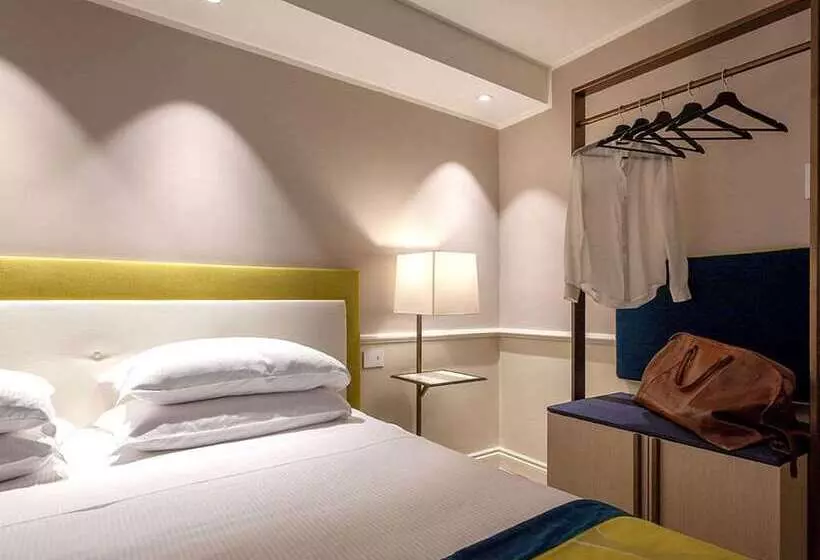 Отель Canon D Oro