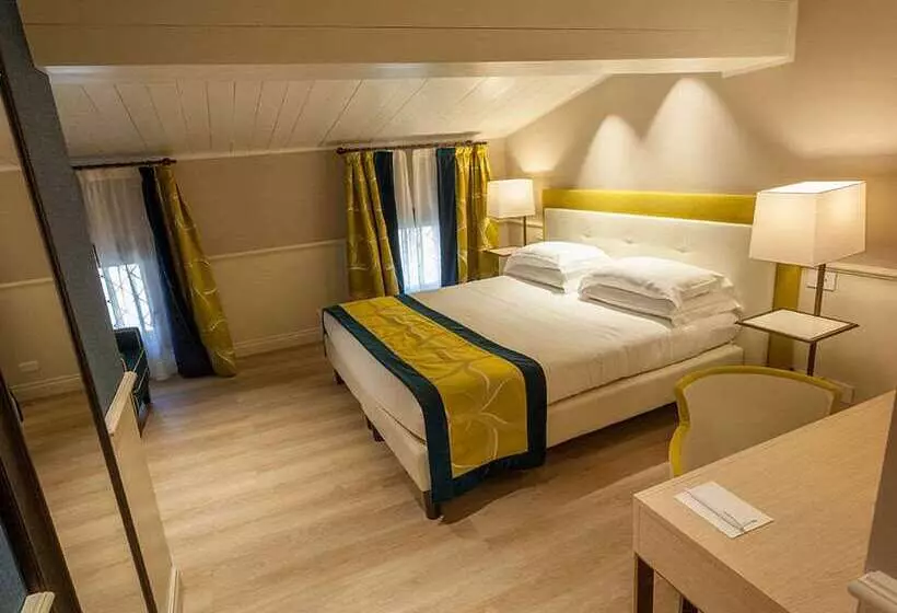 Отель Canon D Oro