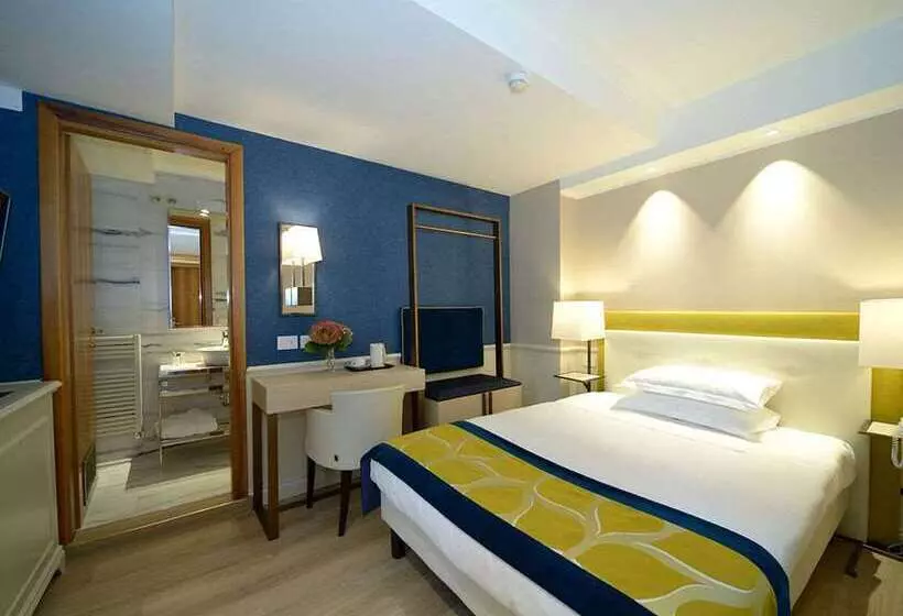 Отель Canon D Oro