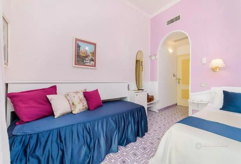 ホテル La Bussola