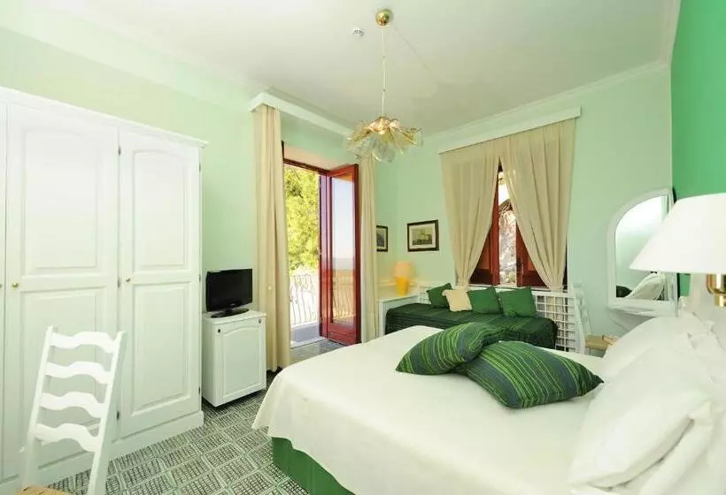 ホテル La Bussola