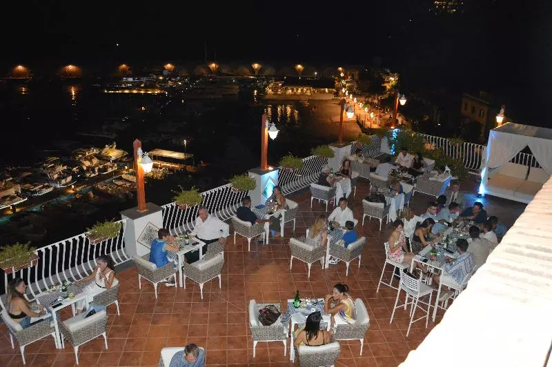 ホテル La Bussola