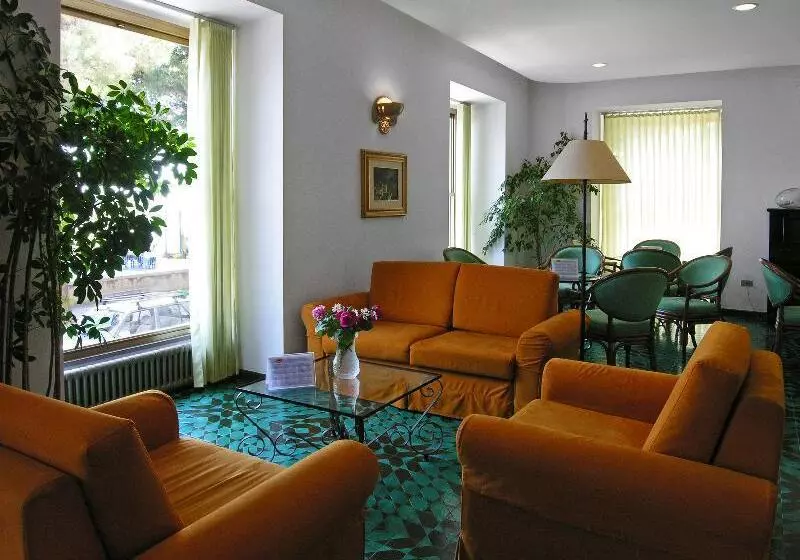 ホテル La Bussola