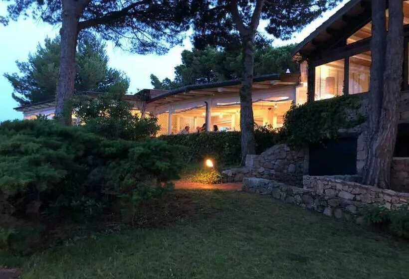 Szálloda Le Ginestre