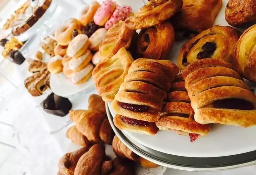 בית מלון כפרי Miramare