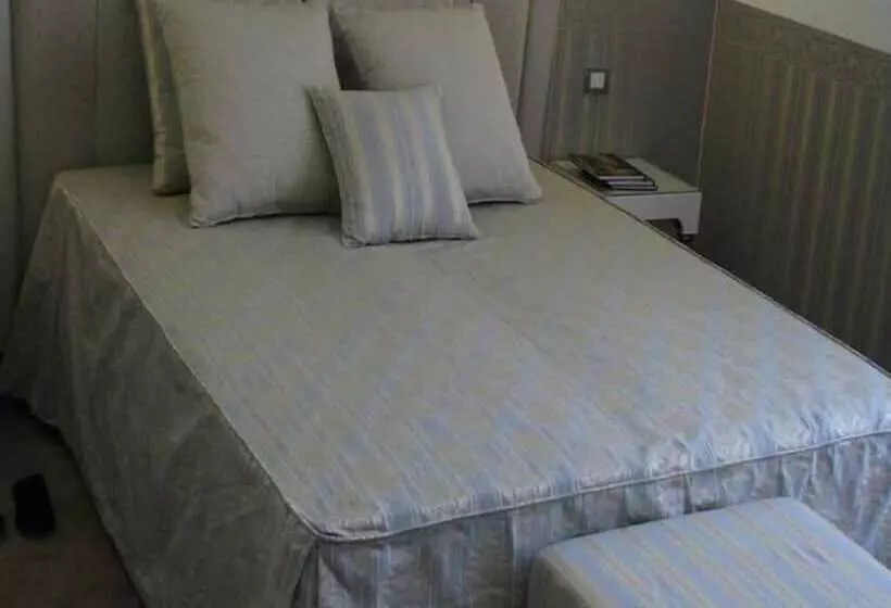 Jr Hotels Oriente Bari