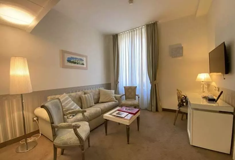 Jr Hotels Oriente Bari