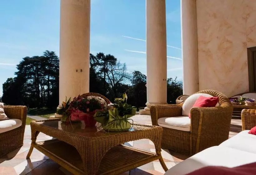 בית מלון כפרי Villa Cornér Della Regina