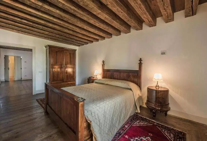 בית מלון כפרי Villa Cornér Della Regina