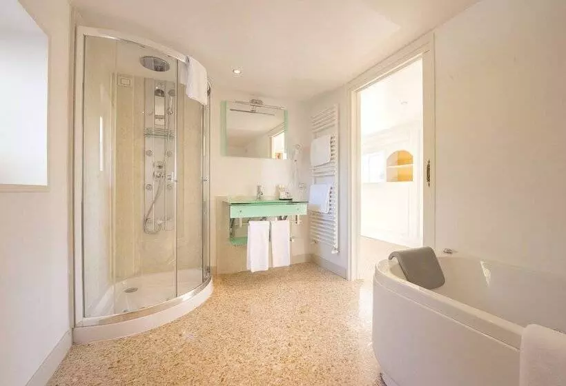 בית מלון כפרי Villa Cornér Della Regina