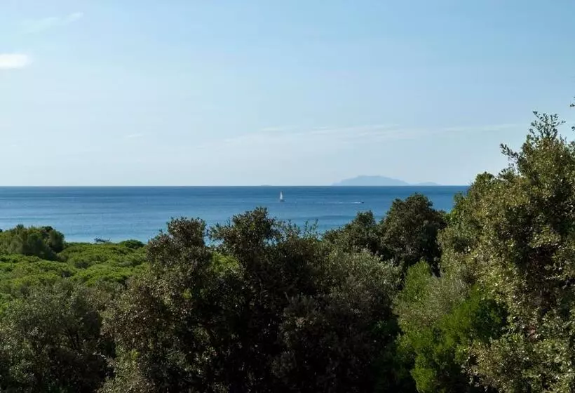 ホテル Roccamare Resort   Casa Di Ponente