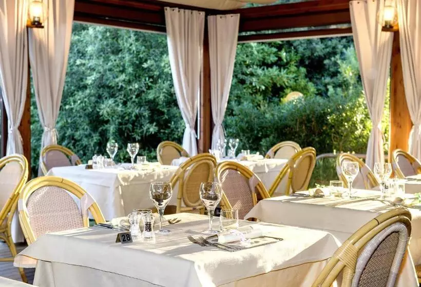 ホテル Roccamare Resort   Casa Di Ponente