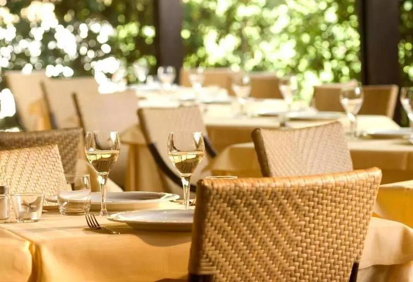 ホテル Roccamare Resort   Casa Di Ponente