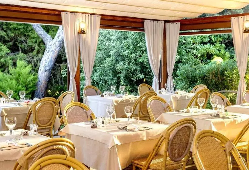 ホテル Roccamare Resort   Casa Di Ponente