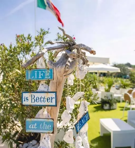 Hotel Saraceno Resort With Private Beach