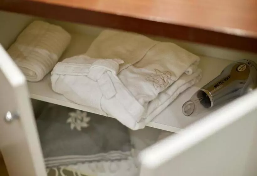 Hotel Saraceno Resort With Private Beach