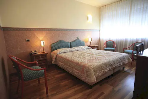 Отель Splendid Venezia