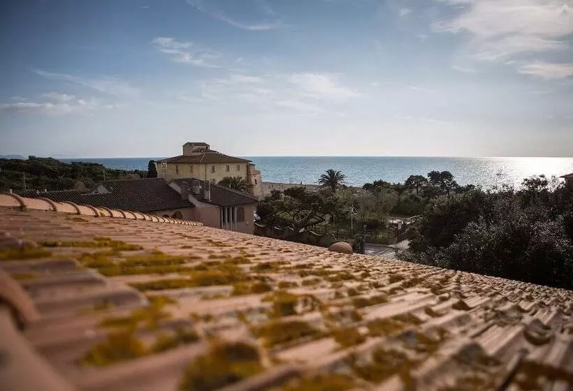 فندق Villa Tirreno