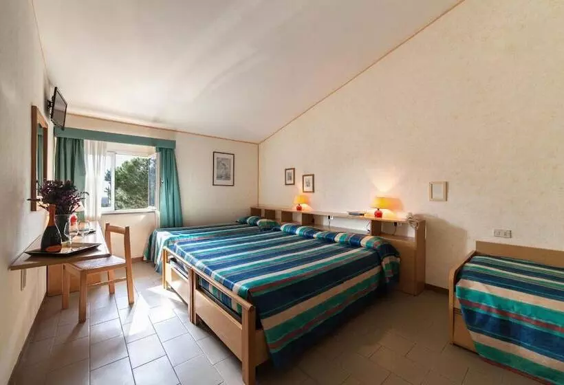 فندق Villa Tirreno