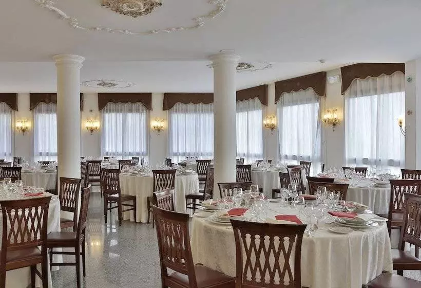 ホテル Windsor Savoia