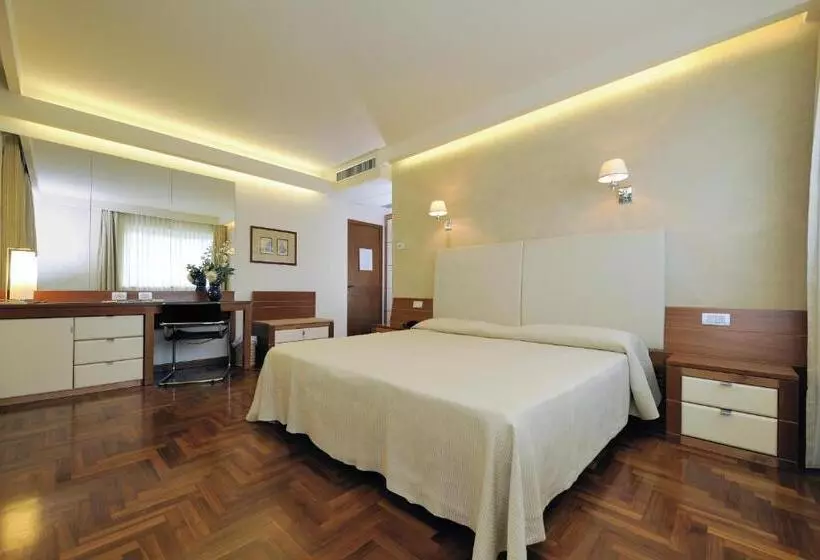 Grand Hotel & Riviera