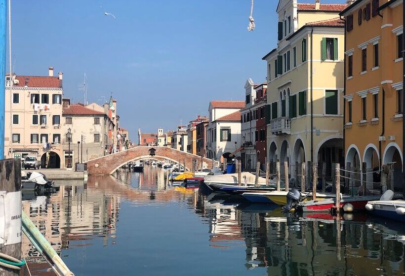 בית מלון כפרי Bristol