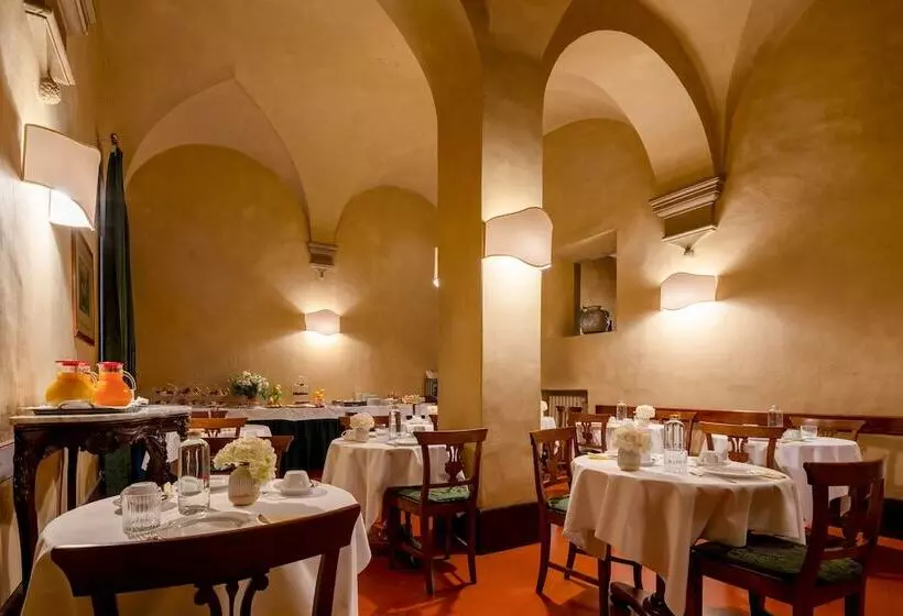 هتل Loggiato Dei Serviti