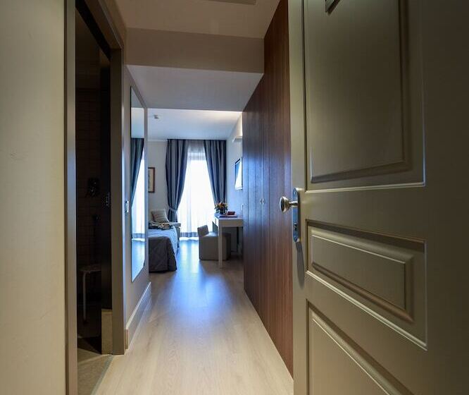 فندق Mirasole International