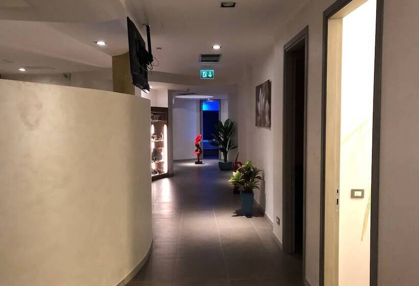 فندق Mirasole International